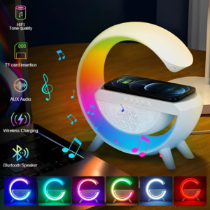 A Luminária Bluetooth Inteligente Carregador Sem Fio Alarme Luz RGB é a solução completa para transformar seu ambiente. Com som potente, iluminação personalizável, carregamento sem fio e funções inteligentes, ela une tecnologia, praticidade e design moderno em um único dispositivo. Ideal para quarto, escritório ou sala, trazendo comodidade e estilo ao seu dia a dia.